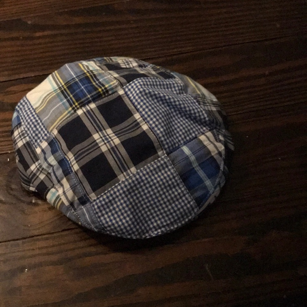 Boys hat - Picture 3 of 4